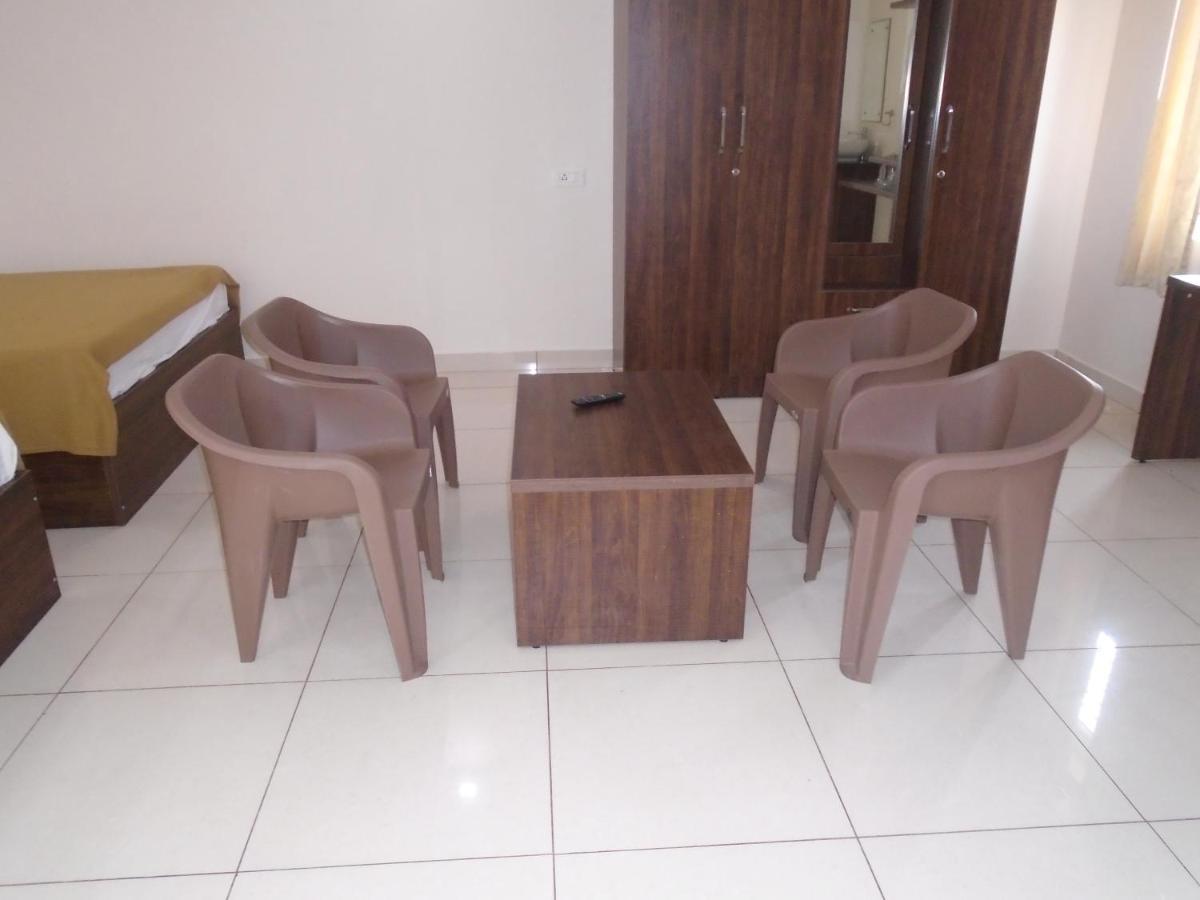 Ssr Residency Hotel Mandya Kültér fotó