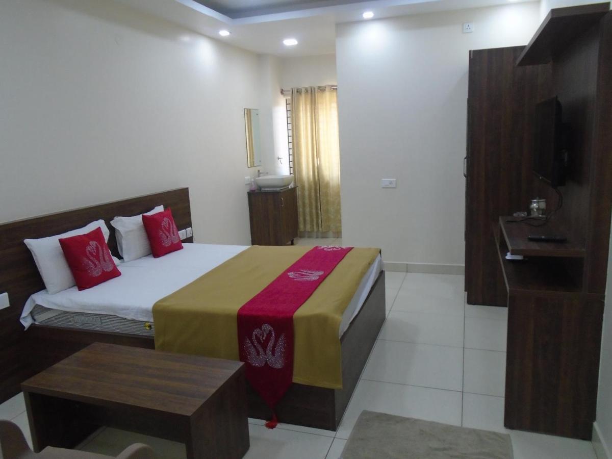 Ssr Residency Hotel Mandya Kültér fotó