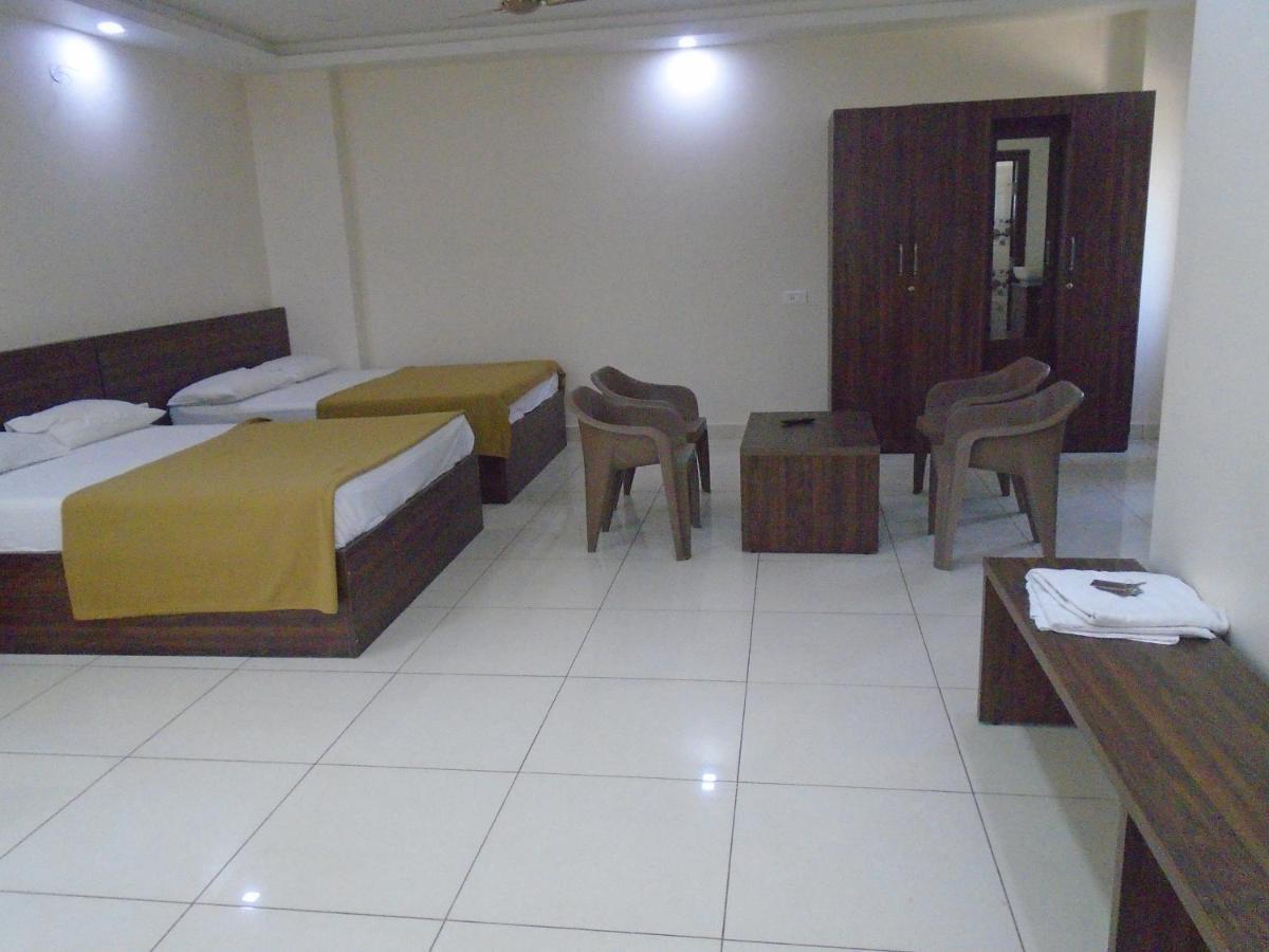 Ssr Residency Hotel Mandya Kültér fotó